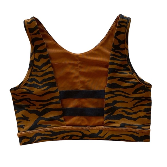 Brown & Black Zebra Print Workout Top Elastic Size S. Great Condition! The 12. - Picture 7 of 8
